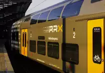 462 320, einer der beiden doppelstöckigen Mittelwagen des RRX-Desiro HC mit der Ordnungsnummer 20, fährt am späten Nachmittag des 16.11.19 in Gleis 9 des Kölner Hbf ein. Der Wagen gehört zu einer Doppeltraktion (462 020 und 026) auf dem RE 5 Wesel - Koblenz.