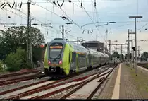 Nachschuss auf 445 035-2  Bordesholm  und 445 016-2 (Bombardier Twindexx Vario) von DB Regio Schleswig-Holstein (DB Regio Nord) als RE 21135 (RE7) von Kiel Hbf, weiter als RE 21080 (RE7) nach Flensburg, die den Endbahnhof Neumünster abweichend auf Gleis 4 erreichen.
[5.8.2019 | 20:24 Uhr]