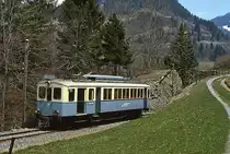 Im Mai 1980 ist der ABDe 4/4 11 der ASD bei Les Planches auf dem Weg nach Les Diablerets