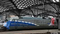101 060 zeigte sich am 03.01.2016 im Sonderanstrich zum 60. Geburtstag der Bundespolizei im Kölner Hauptbahnhof.