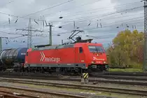 Lok 185 585-7 durchfährt den badischen Bahnhof. Die Aufnahme stammt vom 18.11.2019.