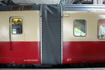 TEE II RAe 1053. Interessant sind die �berg�nge beim  Gottardo . Ob sie in einem Windkanal vorher getestet wurden ? Basel SBB am 6.7.2007.