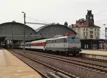 ES 499 0001(350 001)zu sehen am 01.08.15 in Praha hl.n.