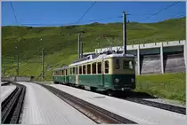 Der WAB BDeh 4/4 112 mit seinem Bt wartet auf der Kleien Scheidegg auf seine nächsten Einsatz. 

8. August 2016
