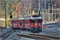 RE1728 aus Disentis mit der Ge 4/4 II 629  Tiefencastel  befährt bald zum letzten Mal die provisorische Weichenverbindung bei der Einfahrt in Reichenau-Tamins. (21.11.2019)