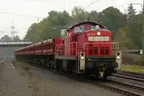 26. Oktober 2011, Ein Schotterzug aus Stadtsteinach fährt in Richtung Lichtenfels durch den Bahnhof Hochstadt-Marktzeuln