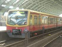 S75 nach Wartenberg �ber Berlin Lichtenberg. Aufgenommen am 08.07.07 Berlin Ostbahnhof