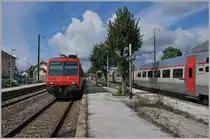 Im Sommer wartet der SBB NPZ RE nach Neuchâtel in Frasne auf Anschlussreisende des TGV Lyria, die ferienbedingt nicht sehr zahlreich ausfallen. 

13. August 2019