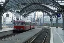 Schienenbusse der BR 798 752-2 im Raum Köln unterwegs.
Zu einer weiteren Überraschungen ist es am 2. Dezember 2019 im Hauptbahnhof Köln gekommen, als die sechs Schienenbusse bei der Ankunft sowie der Abfahrt verewigt werden konnten.
Foto: Walter Ruetsch