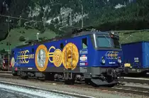 �BB 1044 018  EURO  steht bereit f�r den n�chsten Einsatz (Bahnhof Brennero/Brenner, 26.08.2001); digitalisiertes  Dia.