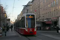 Wien Wiener Linien SL 6 (Bombardier Flexity-Wien D 306) X, Favoriten, Quellenstraße / Favoritenstraße / Reumannplatz am 30. November 2019. 