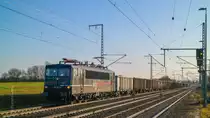 Während man auf den etwas verspäteten Sonderzug mit der 01 von der Press wartete, kam noch 155 007 der EBS mit dem leeren Rübenpendel aus Erfurt durch Rodleben. Ziel war Wismar (30.11.2019)
