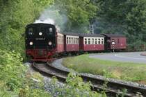 99 5906 bei der Fahrt durch Alexisbad in Richtung Quedlinburg; 08.07.2007