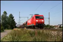 Railion 145029-5 ist hier am 12.9.2006 bei Dedensen mit einem Ganzzug in Richtung Rangierbahnhof Seelze unterwegs.