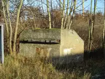 Dieser Betonklotz war in Prenzlau Vorstadt ein Prellbock.Aufgenommen am 30.November 2019.