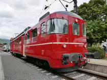 Elektrotriebwagen 92 (CH-ZMB 94 85 7576 092-1) im Bahnhof Übelbach anlässlich einer Fahrzeugausstellung zur 100-Jahr-Feier der Strecke Peggau-Übelbach, 04.08.2019 

Der TW92, ehemals bei der Sihltalbahn Zürich in Betrieb, und jetzt bei der Zürcher Museumsbahn, ist ein Schwesterfahrzeug des ET15 der Steiermarkbahn.