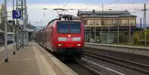 146 004-7 DB kommt mit einem RE9 von Aachen-Hbf nach Siegen-Hbf und kommt aus Richtung Aachen-Hbf,Aachen-Rothe-Erde,Aachen-Eilendorf,Stolberg-Rhienland-Hbf,Eschweiler-Hbf,Langerwehe und hält in Düren und fährt dann weiter in Richtung Merzenich,Buir,Horrem,Kerpen-Köln-Ehrenfeld. 
Aufgenommen vom Bahnsteig 3 in Düren.
Am Nachmittag vom 23.11.2019.