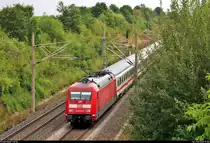 Nachschuss auf 101 023-0 als EC 117  Salzach  (Linie 62) von Frankfurt(Main)Hbf nach Klagenfurt Hbf (A), der die Überleitstelle (Üst) Markgröningen Glems auf der Schnellfahrstrecke Mannheim–Stuttgart (KBS 770) hat.
Aufgenommen von einer Brücke.
(Neubearbeitung)
[28.7.2019 | 15:50 Uhr]