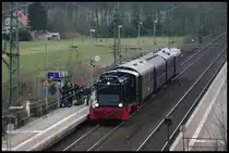 Die V 36412 von Eisenbahn Tradition kam am 3.2.2007 mit einem historischen Personenzug  durch den Bahnhof Natrup Hagen. Der Zug war zum Grünkohlessen nach Westerkappeln unterwegs.
Zum Leidwesen einer jugendlichen Punker Gruppe, die zuvor den vorausfahrenden RB hatte verlassen müssen, hielt dieser Sonderzug aber nicht an. Enttäuscht blieb die Gruppe auf dem Bahnsteig zurück! Stattdessen kam kurze Zeit später die Bundespolizei auf den Bahnsteig.