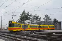 Doppeltraktion, mit dem Be 4/8 251 und dem Be 4/6 260, auf der Linie 17, fährt aus den Depot Hüslimatt Richtung Ettingen. Die Aufnahme stammt vom 28.12.2019.