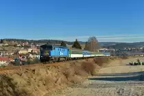 749 018 mit einem Sonderzug am 31.12.2015 bei Vimperk.