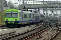 BLS 723 verlässt Spiez mit ein RB nach Interlaken ost am 2 Jänner 2020.