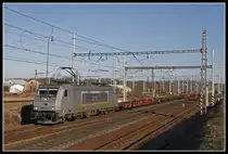 386 040 mit Güterzug in Chocen am 11.12.2019.