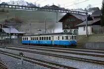 Montreux-Berner Oberland-Bahn/MOB.
Nach wie vor unentbehrlich ist das  ALTE EISEN  der MOB. Am 8. Januar 2020 präsentierte es sich zwar nur noch auf den hintersten Plätzen des Bahnhofs Zweisimmen.
ABDe 8/8 4001, Baujahr 1968, auf Rangierfahrt nach getaner Arbeit.
Foto: Walter Ruetsch 