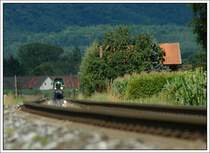 GKB VG 71380 Teil 1: Aufgenommen am 6.7.2007 zwischen Frauental und Gro� St. Florian bei der R�ckfahrt von Deutschlandsberg nach Graz. Hier hatte der Zug erst einen Waggon am Haken, bis Graz brachte er es dann aber auf eine stattliche L�nge.