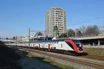 RABDe 502 015-6 Twindexx fährt Richtung Bahnhof Muttenz. Die Aufnahme stammt vom 02.01.2020.