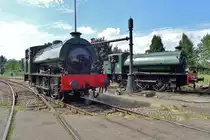 Zwei ex- War Department Austerity Dreikuppler am 8 Juli 2017 ins ZLSM-Bw Simpelveld: vorne steht 75196 (Stoomcentrum Maldegem) und daneben die ex-NS 8811 (Eigentum der SSN). Letzerer Lok hat deren letzten jahre bei eine Kohleminie gearbeitet auf wenioger als 15 km Distanz.