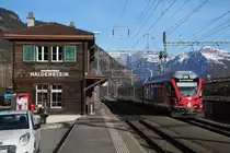 Zug der S1 Schiers-Rhäzüns am 14.01.2020 bei der Station Haldenstein