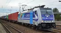 RTB CARGO GmbH, Düren [D] mit der Railpool  186 297-8  [NVR-Nummer: 91 80 6186 297-8 D-Rpool] und Containerzug Richtung Frankfurt/Oder am 14.01.20 Bf. Flughafen Berlin Schönefeld.
