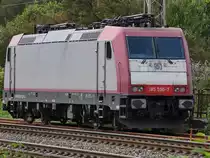 Die Elektrolokomotive 185 590-7 hat Anfang September 2019 in Gelsenkirchen ein ruhiges Wochenende.