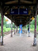 Die h�lzerne Bahnsteig�berdachung im Bahnhof Chemnitz Mitte, ehemals Nicolaibahnhof, 10.07.07