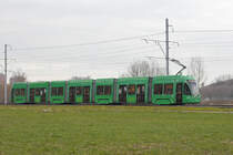 Die BVB feiert im Jahre 2020 das 125 Jährige Jubiläum. Aus diesem Grund fährt der Be 6/8 Flexity 5006 geschmückt mit keinen Bildern von Personen unter dem Motto  Gross und Glay syt 125 Johr verbunde  auf dem ganzen Netz. Hier fährt der Wagen zur Haltestelle Lachmatt. Die Aufnahme stammt vom 17.01.2020.