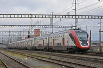 RABe 502 205-3 Twindexx durchfährt den Bahnhof Muttenz. Die Aufnahme stammt vom 12.01.2020.