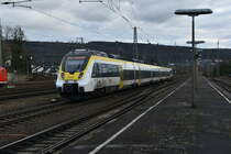 Einfahrt eines RE 10a, es ist der Abellio-Triebwagen 8442 803 der hier Planmässig Neckarelz auf Gleis 2 erreicht auf seiner Fahrt nach Mannheim Hbf. 19.1.2020