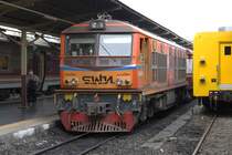 ADD 4404 (Co'Co', de, Alsthom, Bj.1985) am 30.Oktober 2019 in der Hua Lamphong Station.