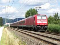 Eine 146er vor den Toren Aalens, kurz vor der Einfahrt in den Bahnhof Aalen. Hier auf dem Bild: Br.146 214-2 mit einem RE-Zug von Stuttgart Hbf nach Aalen. Aufgenommen am 11.Juli 2007