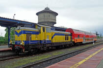 Am 1 Mai 2018 steht SU42-506 mitein Zug(lein) nach Gorzow in Kosztryn.