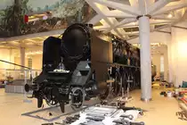 Die 1936 gebaute 12.10 ist die größte je im heutigen Österreich gebaute Dampflok .
Nach Jahrzehnte langer Abstellung im freien wird sie nun im Technischen Museum Wien dauerhaft ausgestellt . Noch sind  die Treibstangen und Kleiteile nicht montiert, die Fertigstellung wird bis Ostern 2020 andauern .