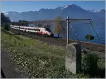 29 km bis Lausanne, 25 km bis St-Maurice verkündet ein alter Kilometerstein auf der Strasse nach Villeneuve, während am See der RABe 503 022-7  Johann Wolfgang von Goethe  von seiner Italien Reise gezeichnet, Genève zustrebt.

7. Feb. 2020