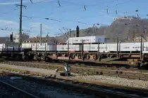 Bern-Lötschberg-Simplon-Bahn/BLS.
Am 6. Februar 2020 brachten die BLS Re 425 183 und Re 425 195 eine Sonderleistung nach Singen.
Fotostandorte von der Strasse her öffentlich zugänglich. Bildausschnitt Fotoshop.
Foto: Walter Ruetsch