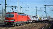 DB Cargo AG [D] mit  193 372  [NVR-Nummer: 91 80 6193 372-0 D-DB] und PKW-Transportzug am 13.02.20 Bf. Flughafen Berlin Schönefeld.