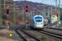 ICE Mainz schlängelt sich durch den Bahnhof Lietzow auf der Fahrt zum Bahnhof Ostseebad Binz. 15.02.2020
