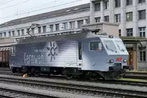 Ehemalige Lokomotiven der SÜDOSTBAHN/SOB in Zofingen am 19. Februar 2020.
Re 446 017-6 von Eisenbahndienstleister Gmbh/EDG auf ihren nächsten Einsatz wartend.
Im Jahre 1994 hat sich die SBB entschlossen die vier im Fahrzeugpark exotischen Re 4/4 IV gegen die vier Re 4/4 III der SOB zu tauschen. 
Foto: Walter Ruetsch
