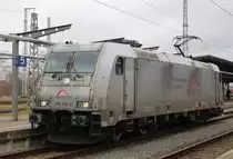 185 418-3 A-TXLA stand am 21.02.2020 im Rostocker Hbf.