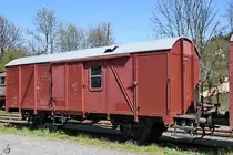 Ein Zugbegleitwagen Ende April 2019 in Radevormwald-Dahlhausen (Wupper).