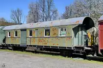 Eine umgebaute Donnerbüchse stand Ende April 2019 in Radevormwald-Dahlhausen (Wupper).